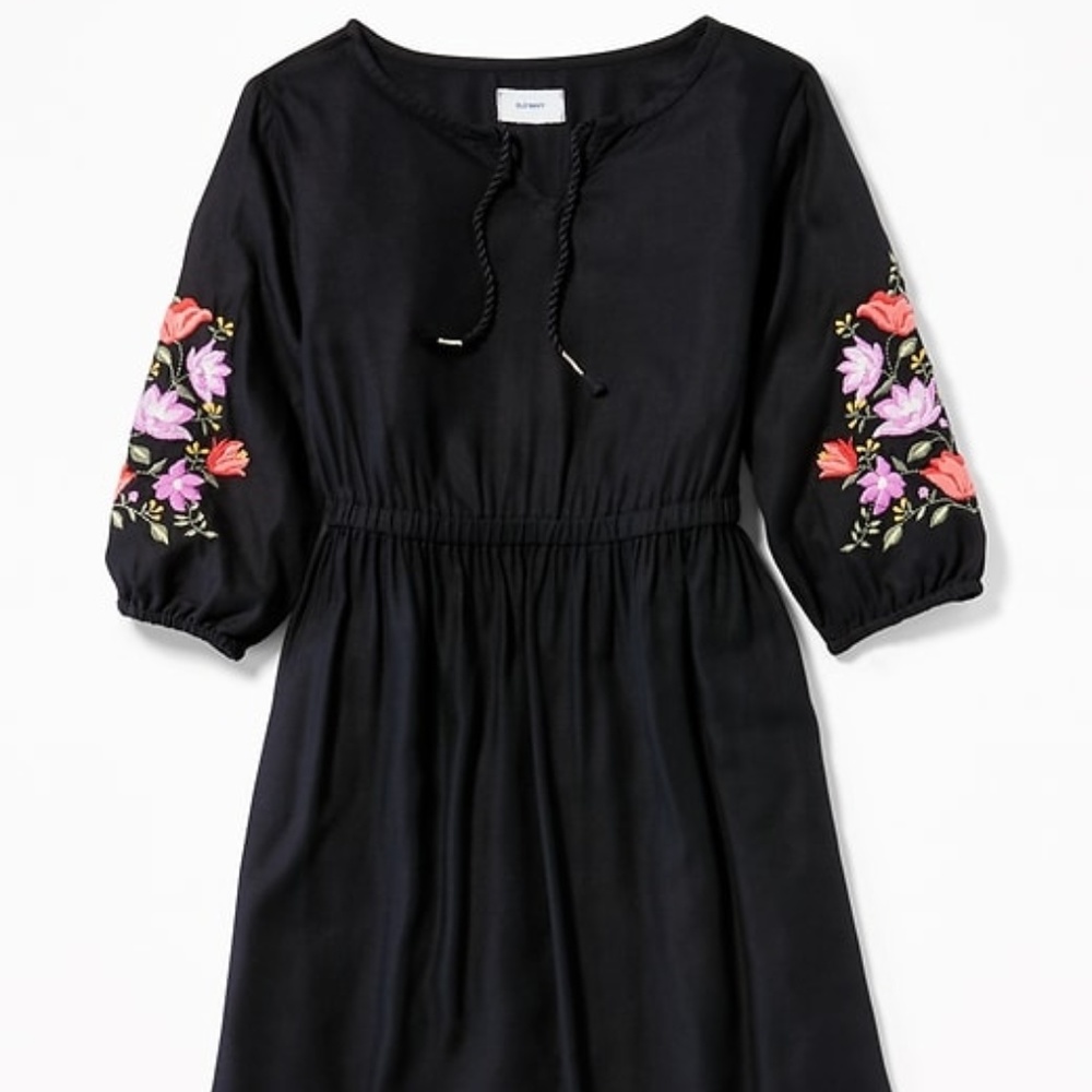 Old Navy Girls black embroidered sleeve midi dress